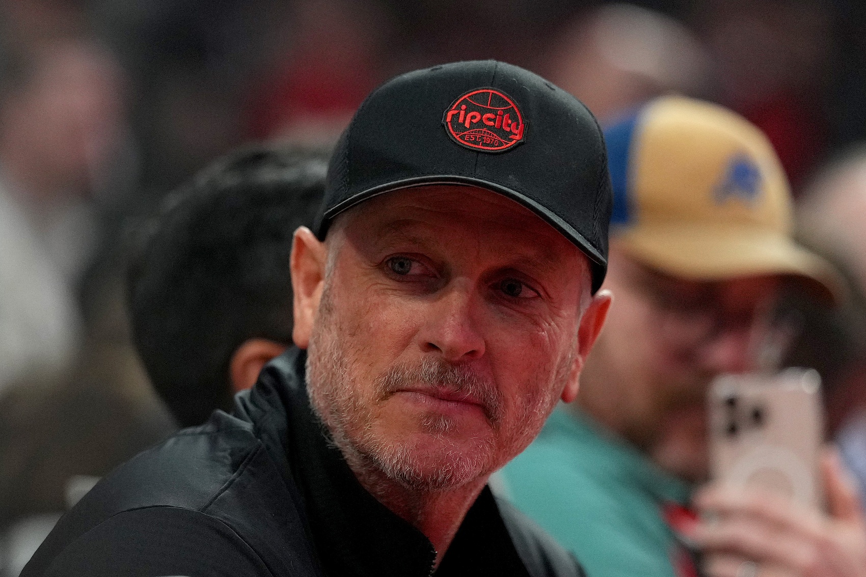 NBA从未有这么多钱涌入 但是否正在失去与球迷的联系? NBA从未有这么多钱涌入 但是否正在失去与球迷的联系?