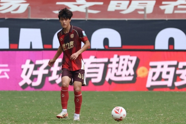陈涛:比赛过程不应该这么艰难,我们需要有天赋的球员站出来 陈涛:比赛过程不应该这么艰难,我们需要有天赋的球员站出来
