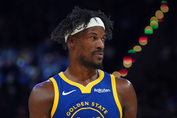勇记：巴特勒预计明年1至2月复出 但这只是较为乐观的预期时间